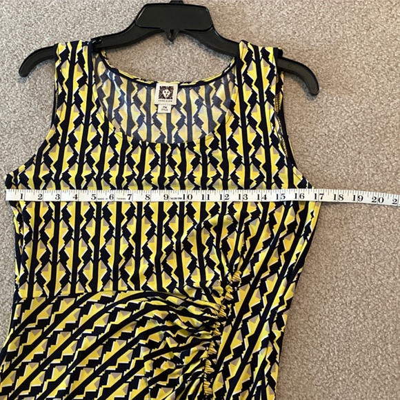 size PM, bust is up to 38” inches, Anne Klein wrap dress, like new condition - Picture 9 of 10
